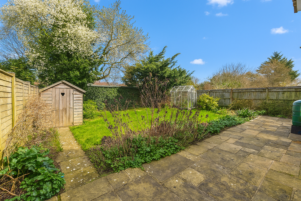 Property photo 2 of 13 New Garden