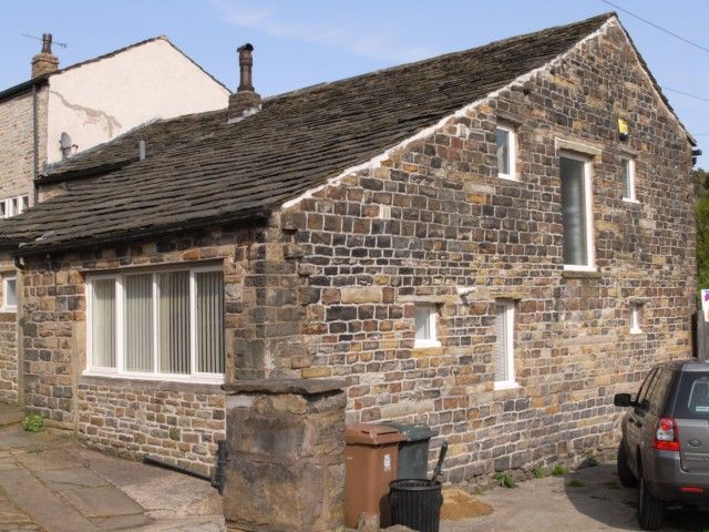 Property photo 1 of 6