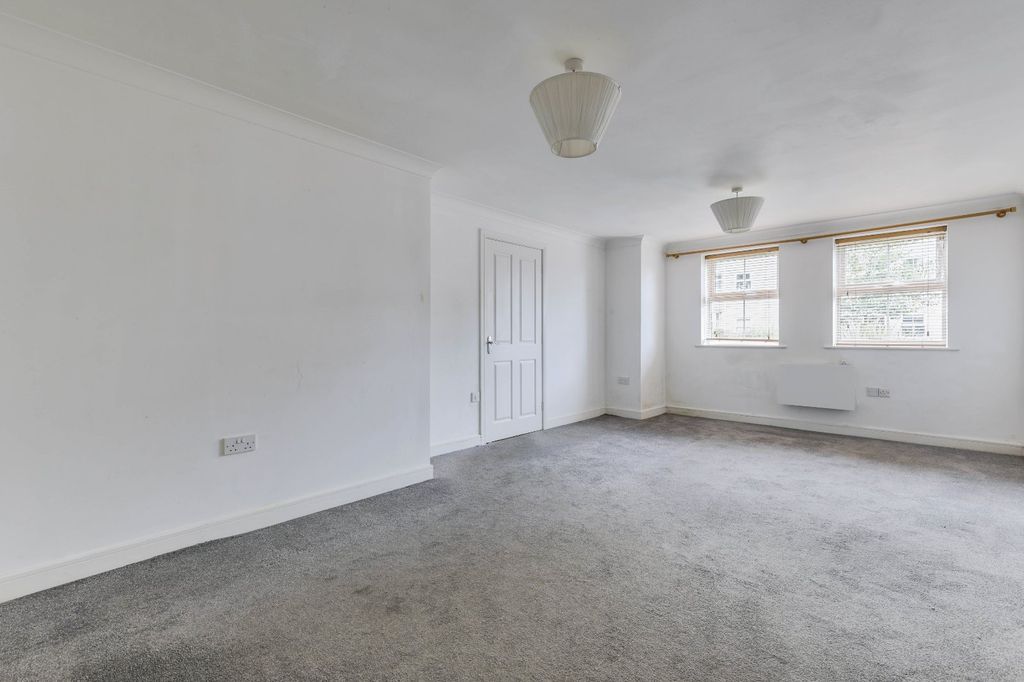 Property photo 2 of 12 Picture No. 03