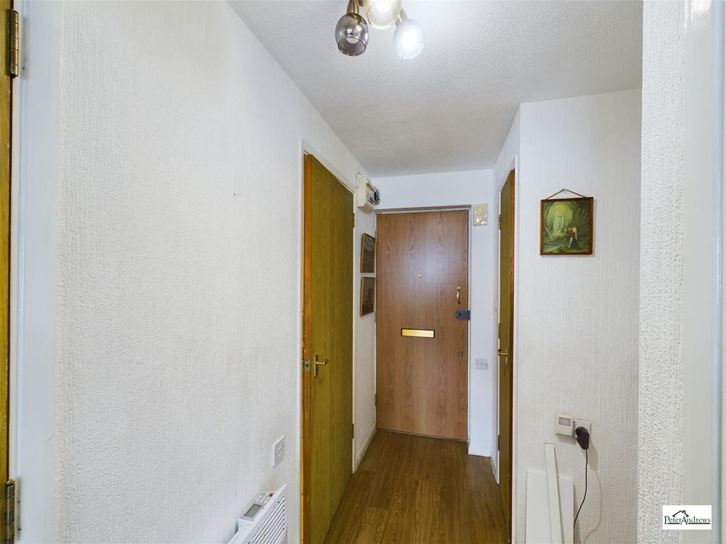 Property photo 3 of 11 Cam02085G0-Pr0113-Still008.Jpg