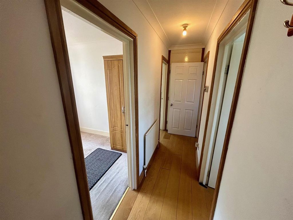 Property photo 2 of 9 6.Jpg