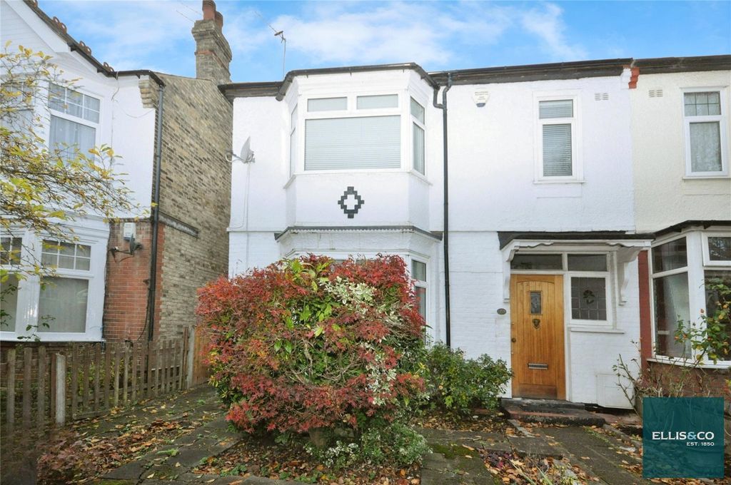 Property photo 2 of 13 Picture No. 15