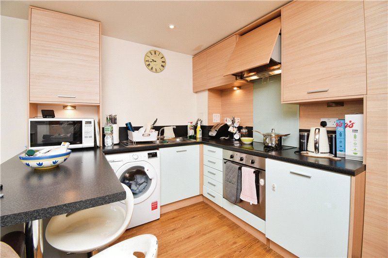 Property photo 3 of 16 Picture No. 12