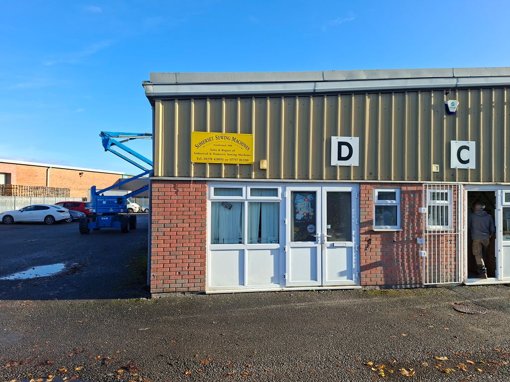 Property photo 2 of 3