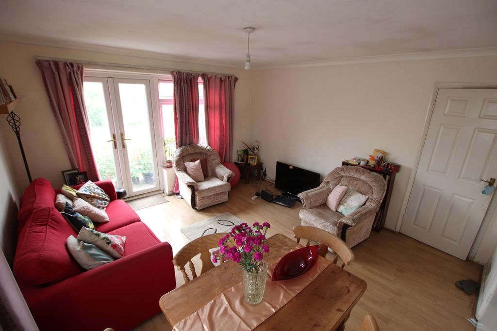 Property photo 2 of 7 2