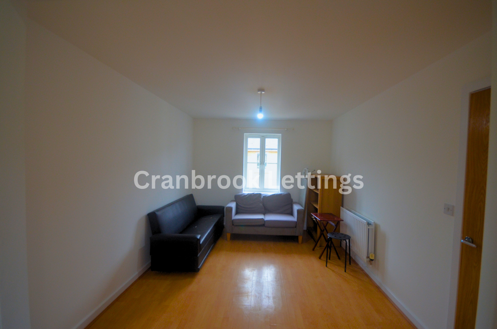Property photo 2 of 5 Gallery