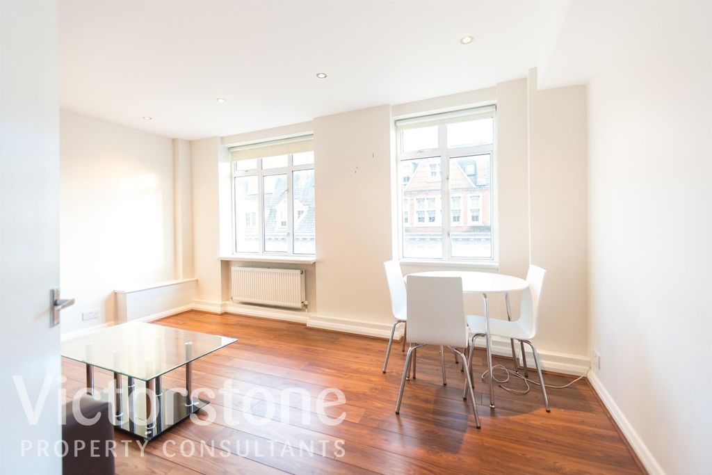 Property photo 2 of 11 1935752