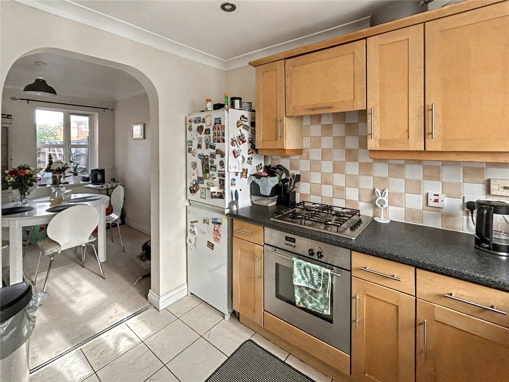 Property photo 2 of 11 Kitchen/Dining Room