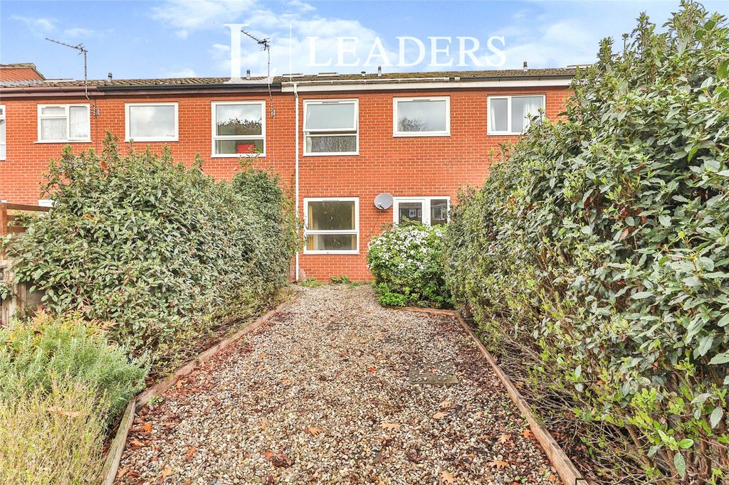 Property photo 1 of 10 Front