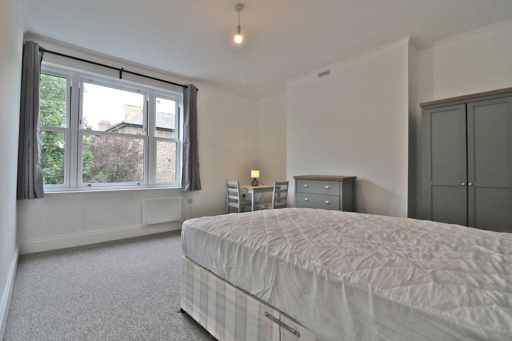 Property photo 3 of 4