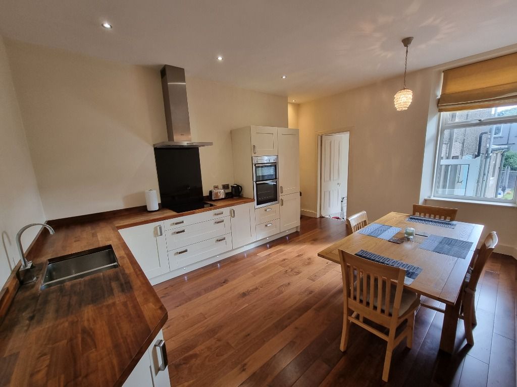 Property photo 3 of 11 Photo 3