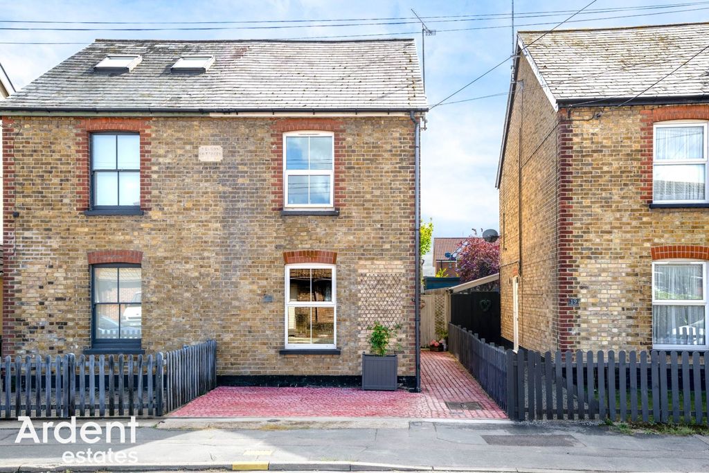 Property photo 1 of 29