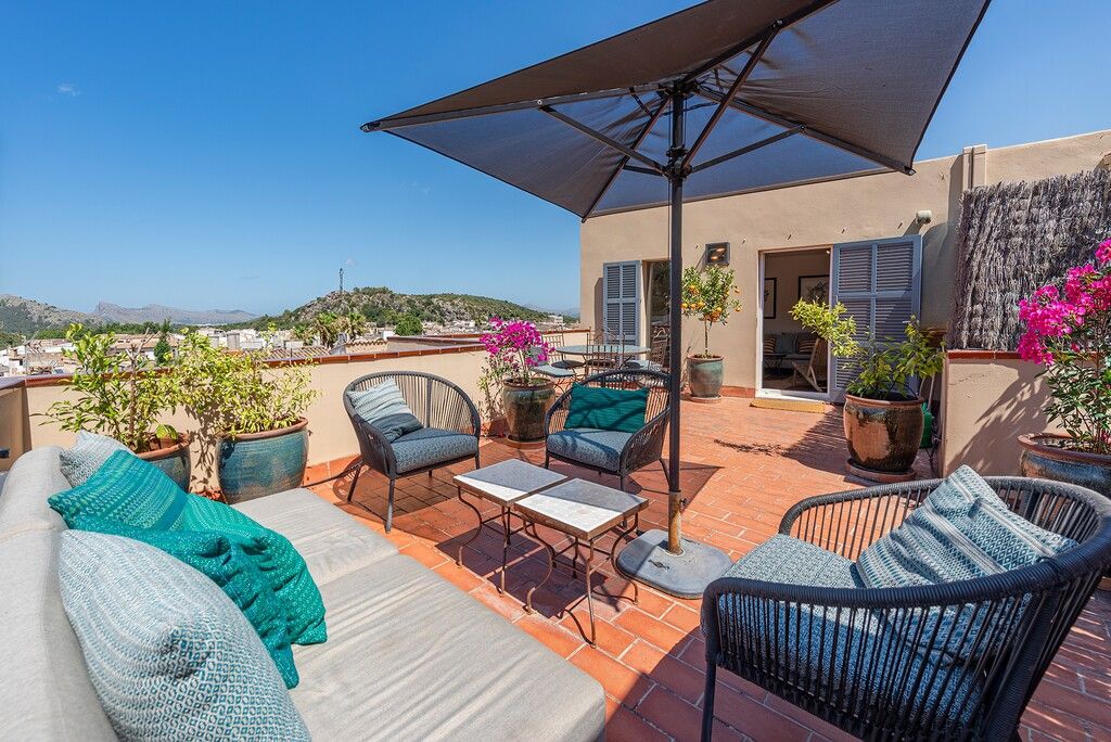 Property photo 2 of 20 Roof Terrace (3)