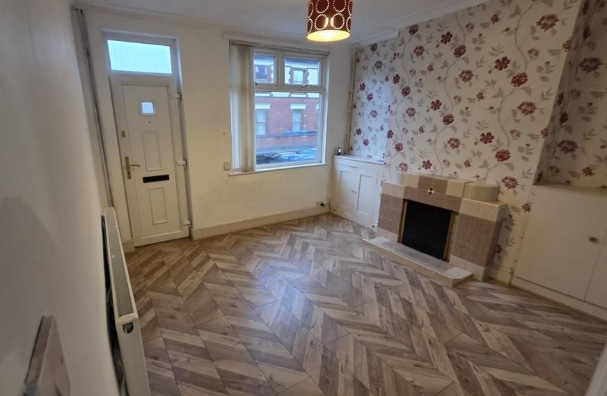 Property photo 2 of 14 Photo 12