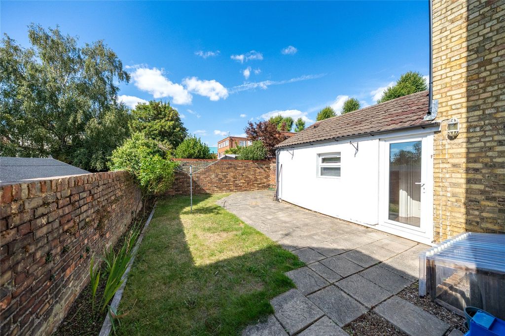 Property photo 2 of 10 Picture No. 01