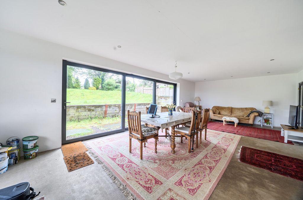 Property photo 2 of 24 1458741-21-6A0c64...