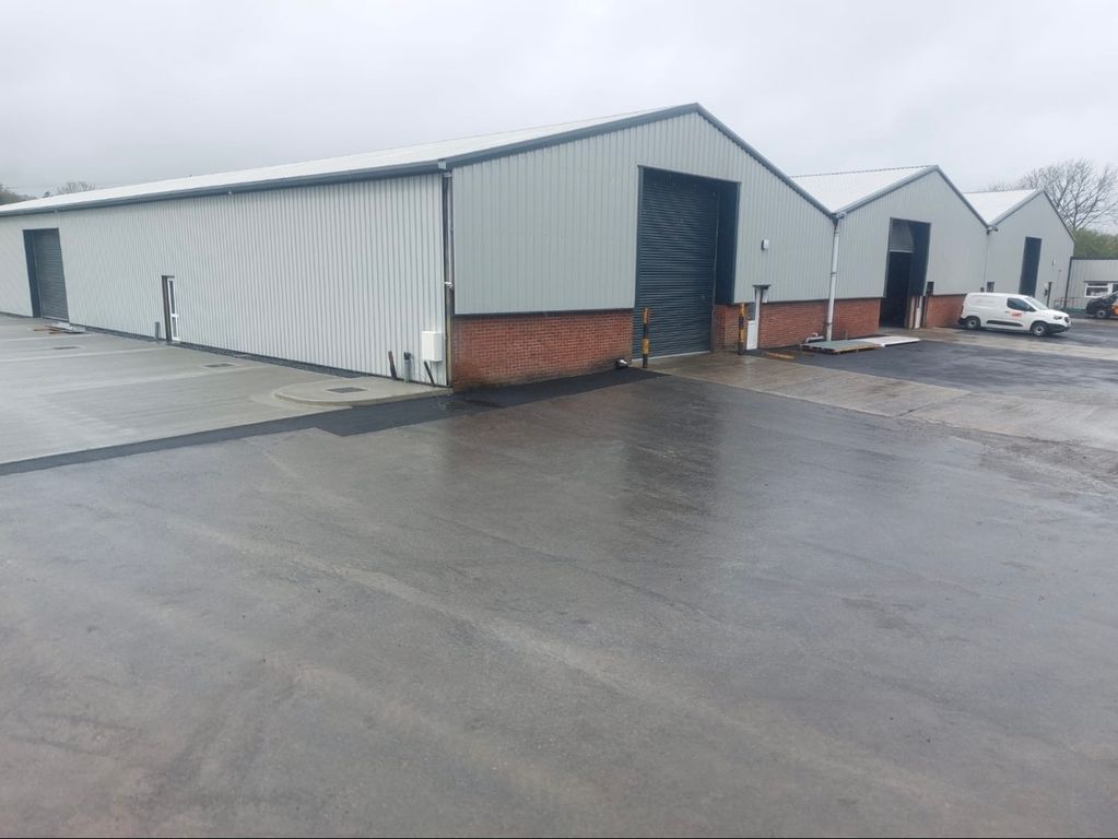 Property photo 2 of 6