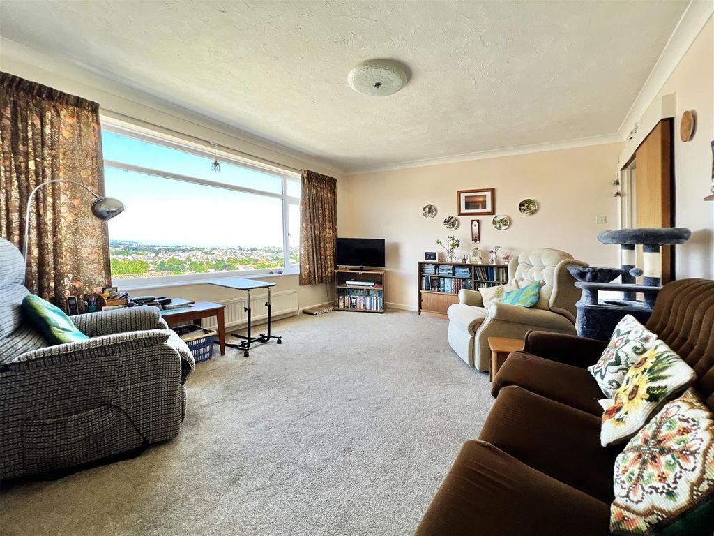 Property photo 2 of 27 16 Milton Park - 2.Jpeg