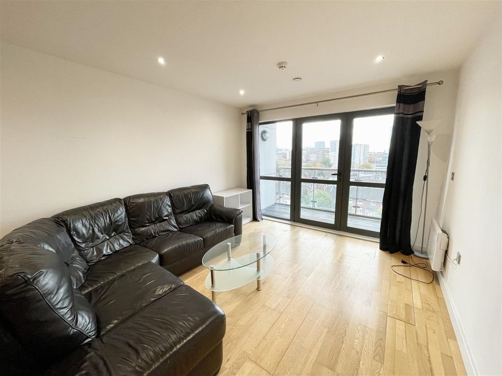 Property photo 2 of 10