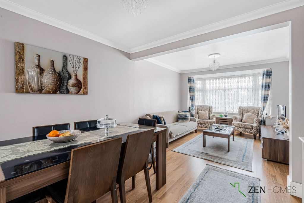 Property photo 3 of 21