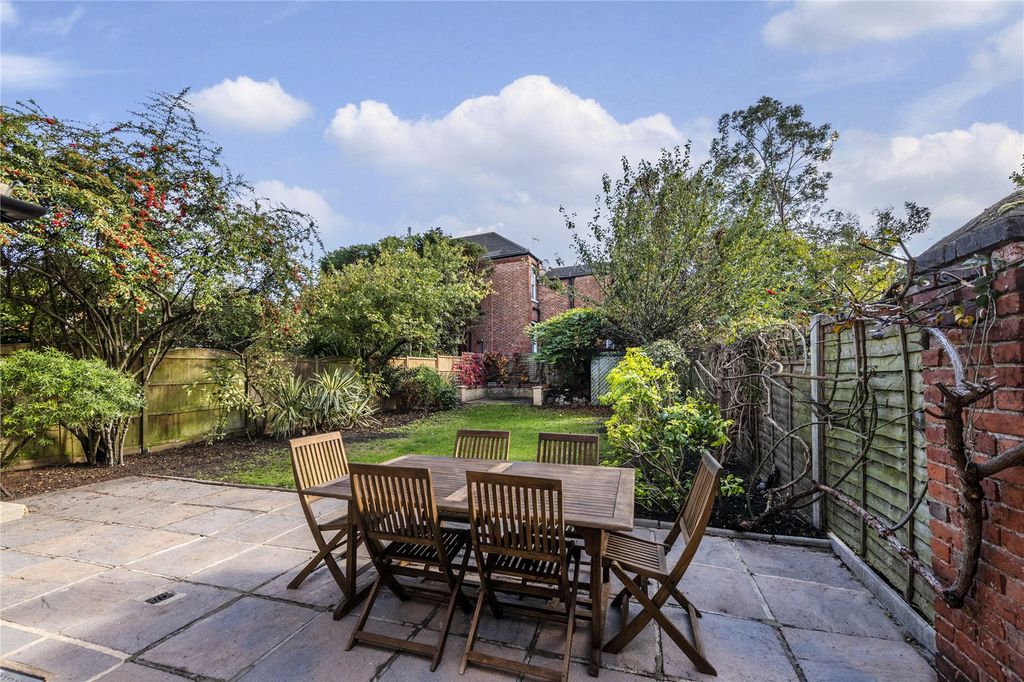 Property photo 3 of 15 Picture No. 12