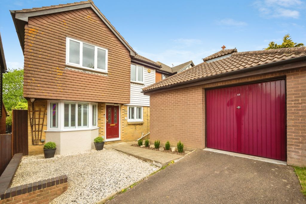 Property photo 1 of 20 243A5684