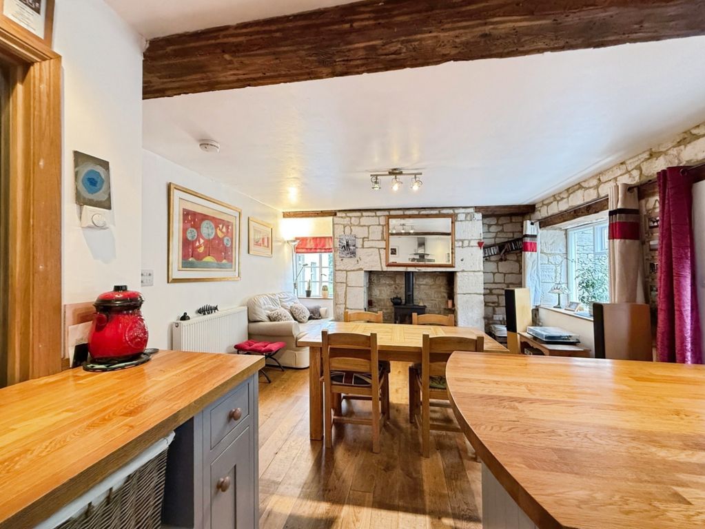 Property photo 2 of 27 Pbox-Img.Jpeg