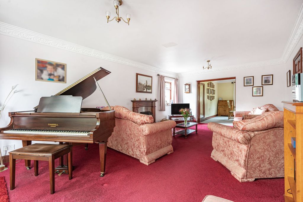 Property photo 2 of 49