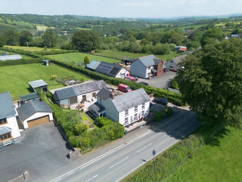 Property photo 1 of 83