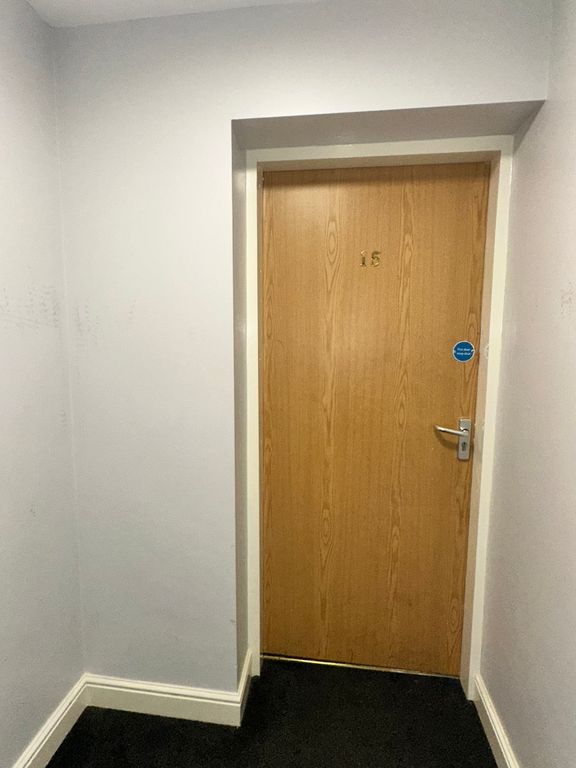 Property photo 3 of 23