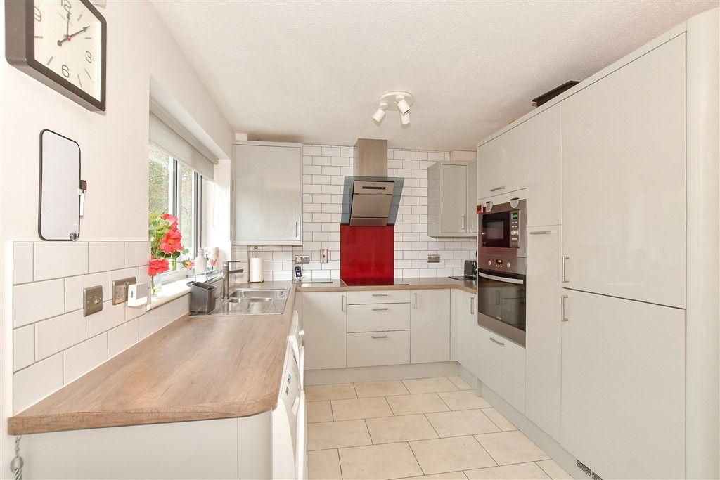 Property photo 3 of 9 Kitchen/Diner