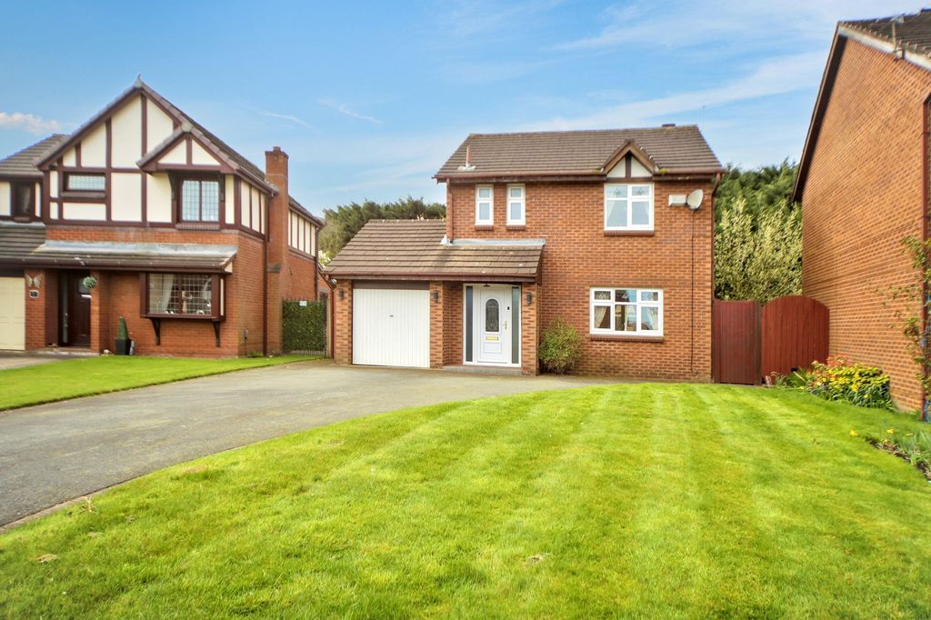 Property photo 1 of 25