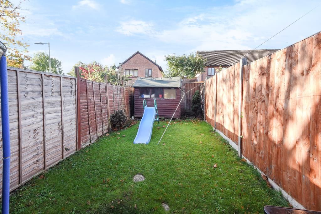 Property photo 3 of 10 Gardens