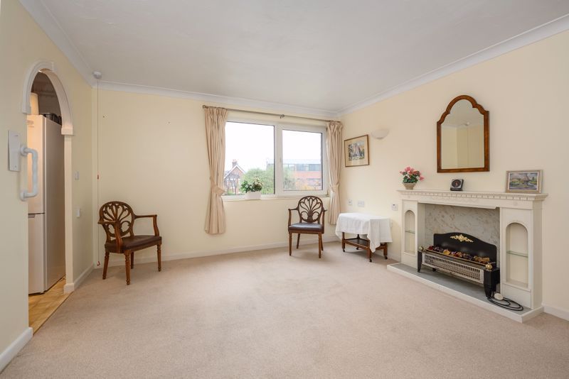 Property photo 3 of 6 Photo 2