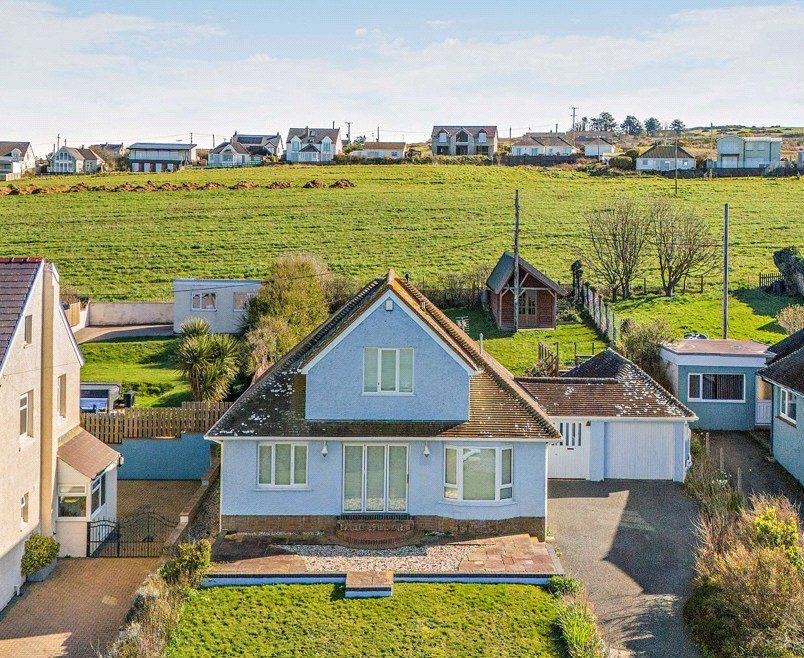 Property photo 3 of 42 Front Of House