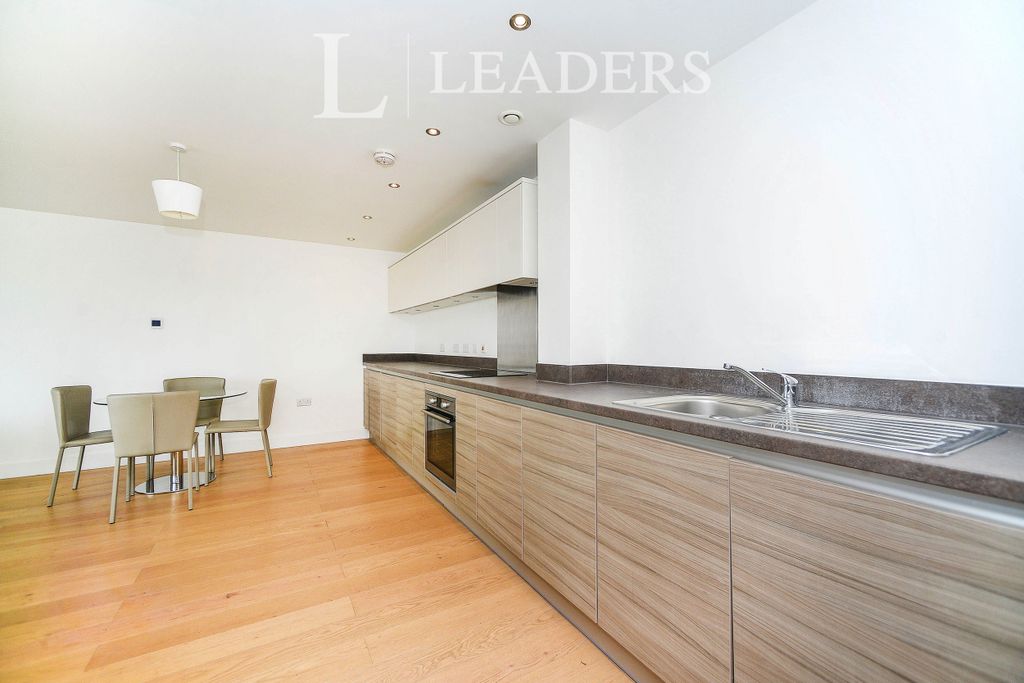 Property photo 2 of 8 77Bb58Fd-A60B-4dab-B