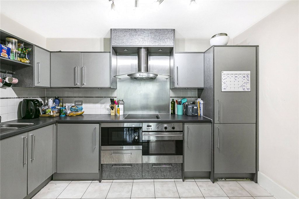 Property photo 2 of 13 Kitchen