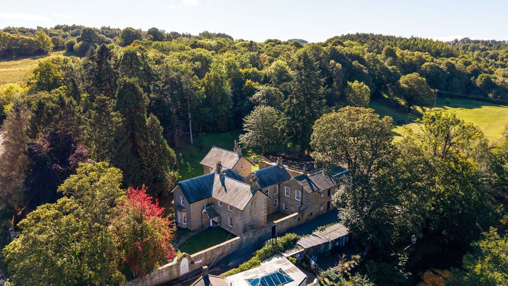 Property photo 1 of 37 Aerial View 2