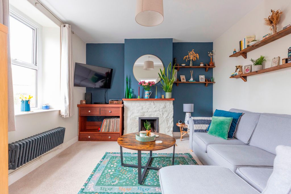 Property photo 3 of 13