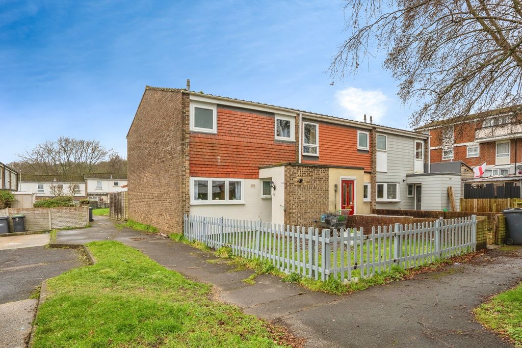 Property photo 1 of 16 Pbox-Img.Jpg