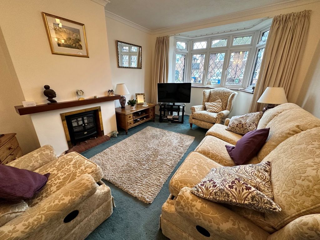 Property photo 2 of 9 Living Room