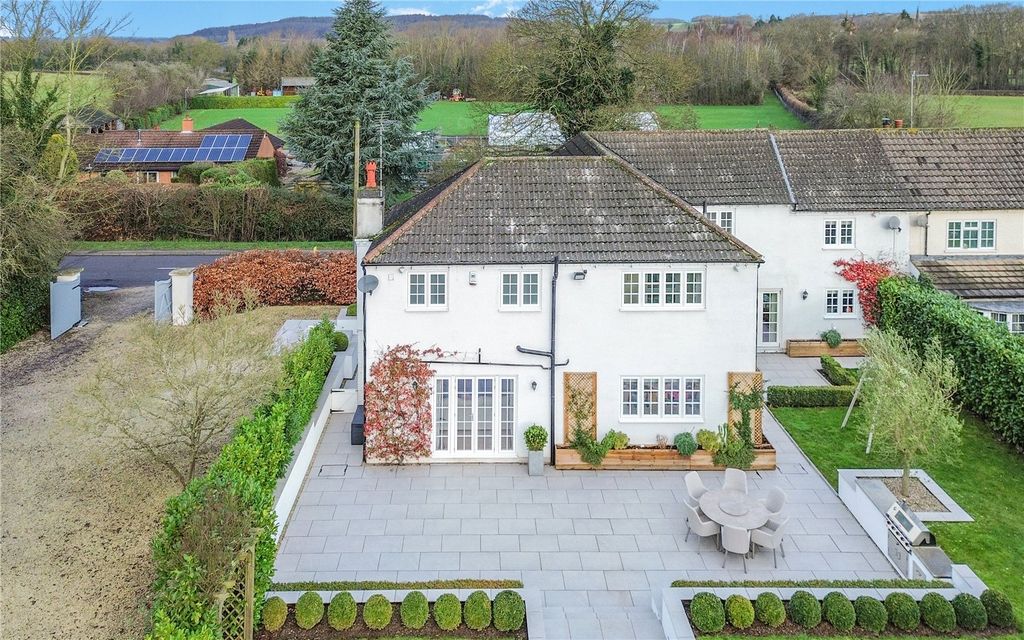 Property photo 1 of 14 Rear Aspect