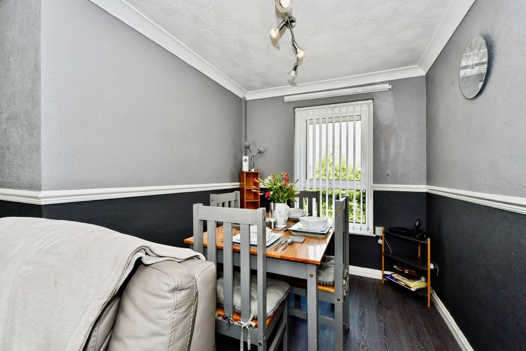 Property photo 3 of 15 Pbox-Img.Jpg