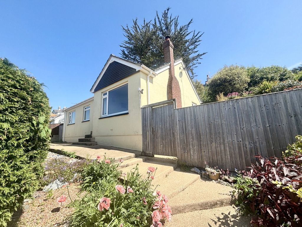 Property photo 2 of 29 Picture No. 25