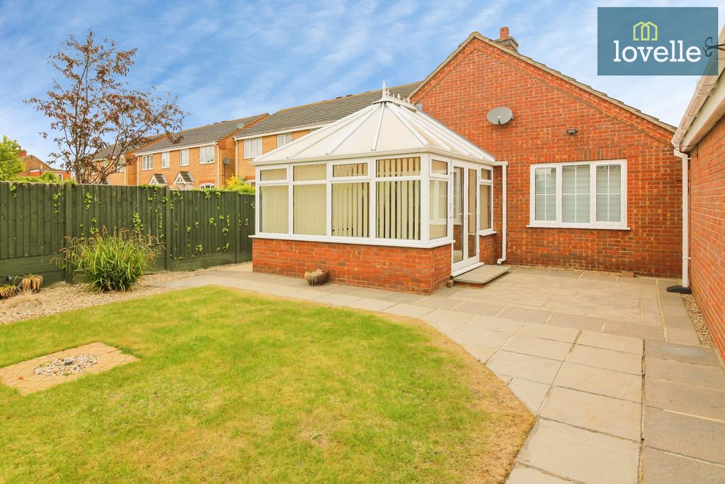 Property photo 2 of 22