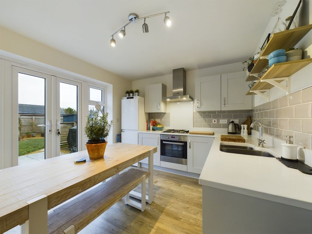 Property photo 2 of 13 Kitchen