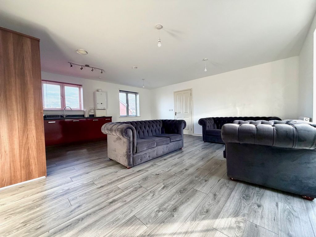 Property photo 2 of 7 View