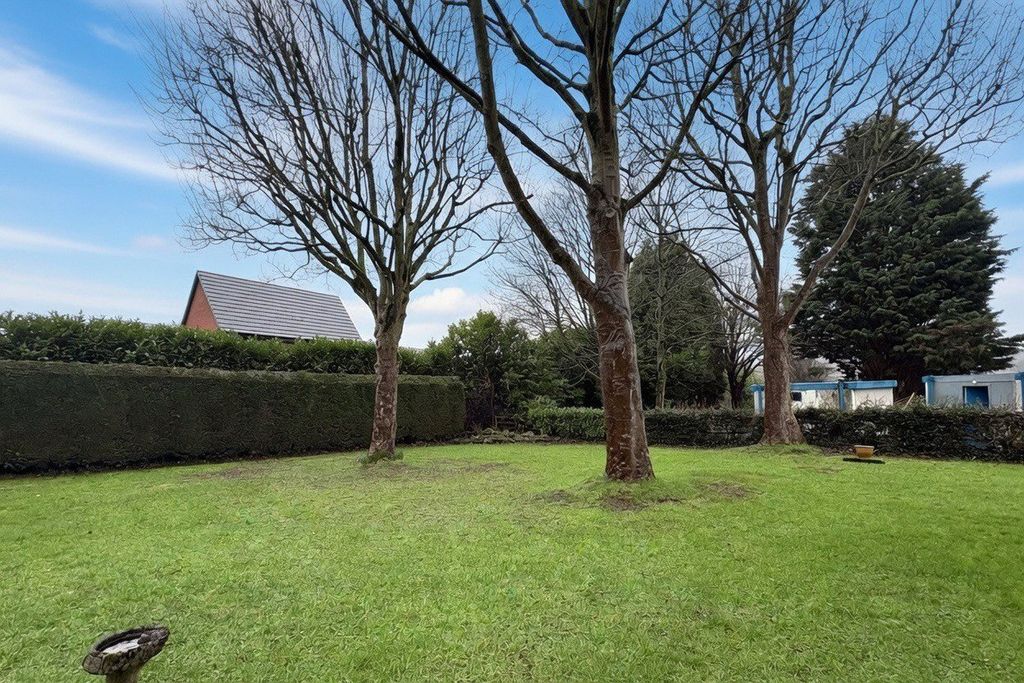 Property photo 3 of 11 Picture No. 21