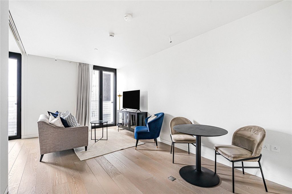 Property photo 1 of 16 Reception Room
