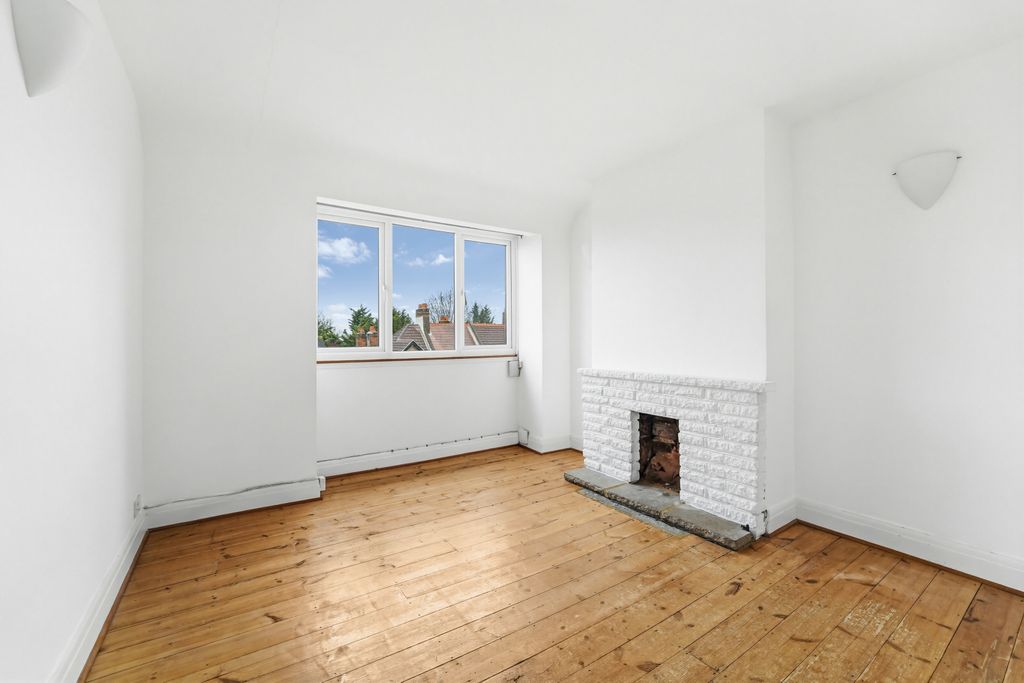 Property photo 2 of 16 Picture No. 26